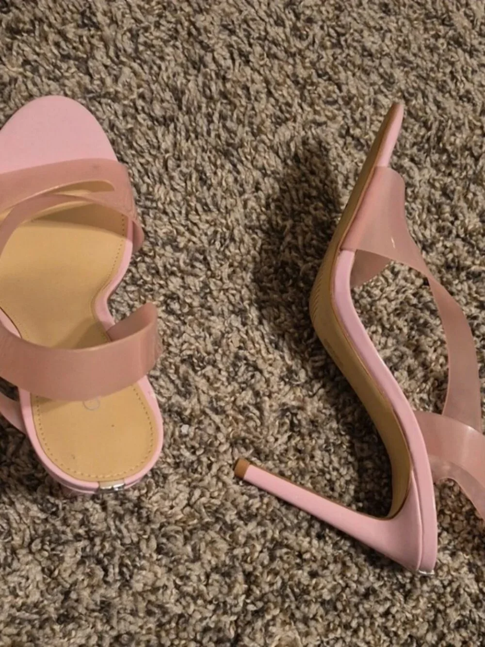 Bellos tacones. Super confortables